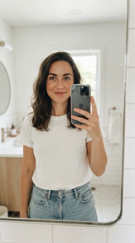 Example result: Clean mirror selfie