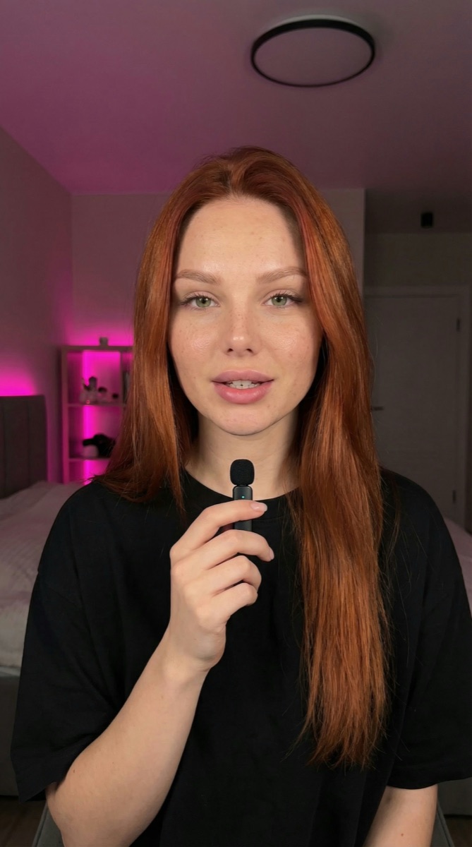 Example result: Wireless mic under coloured lights